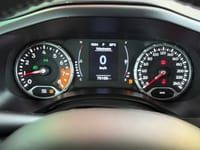 Jeep Renegade — foto 11