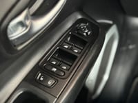 Jeep Renegade — foto 14