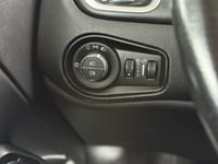 Jeep Renegade — foto 15